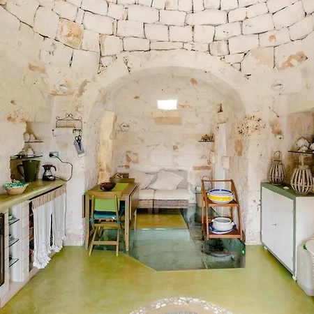 Semesterbostad Casa Trullo Di Charme With Pool Ostuni