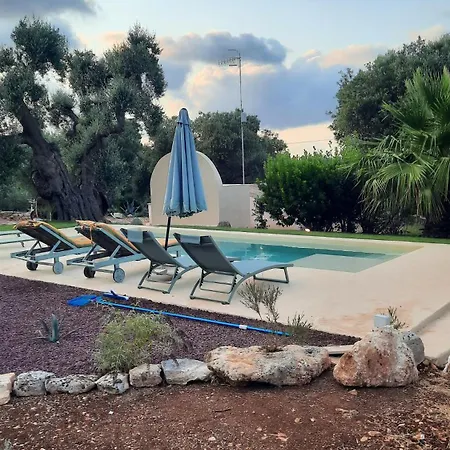 Semesterbostad Casa Trullo Di Charme With Pool Ostuni